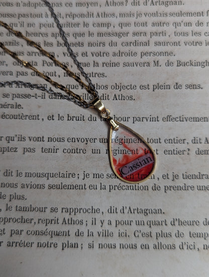 Collier Cassian - Petites flammes rouges